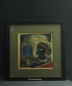 lady contemporary art fornt view